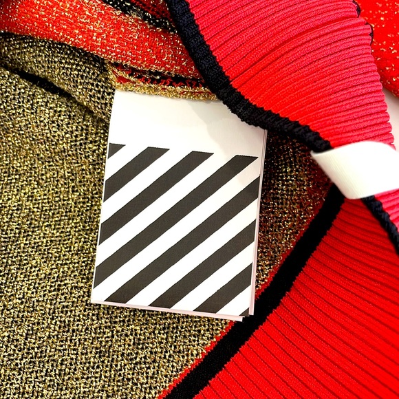 Off-White Swans Sweater - Picture 6 of 8